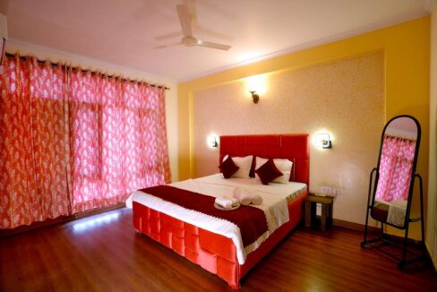 FOR SALE – Furnished 5 STAR RATED AIR BNB Penthouse on Main Ambala Highway, opposite Metro Mall, Zirakpur WITH INCOME 1.5-2LACS PER MONTH