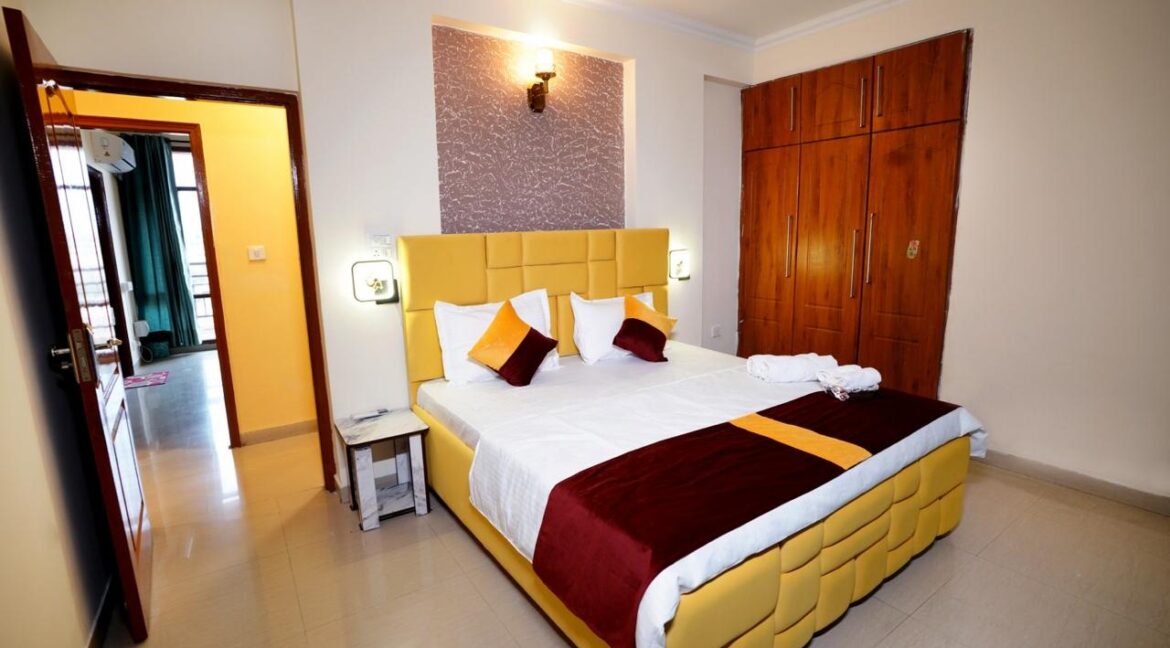 FOR SALE – Furnished 5 STAR RATED AIR BNB Penthouse on Main Ambala Highway, opposite Metro Mall, Zirakpur WITH INCOME 1.5-2LACS PER MONTH