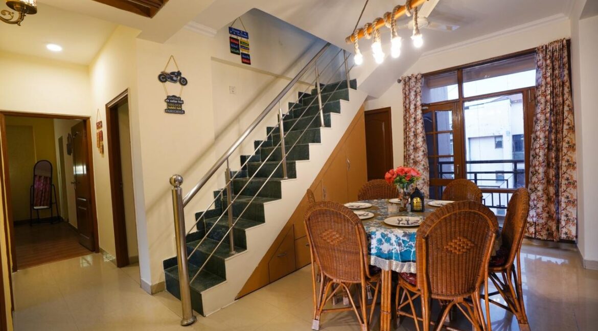 FOR SALE – Furnished 5 STAR RATED AIR BNB Penthouse on Main Ambala Highway, opposite Metro Mall, Zirakpur WITH INCOME 1.5-2LACS PER MONTH