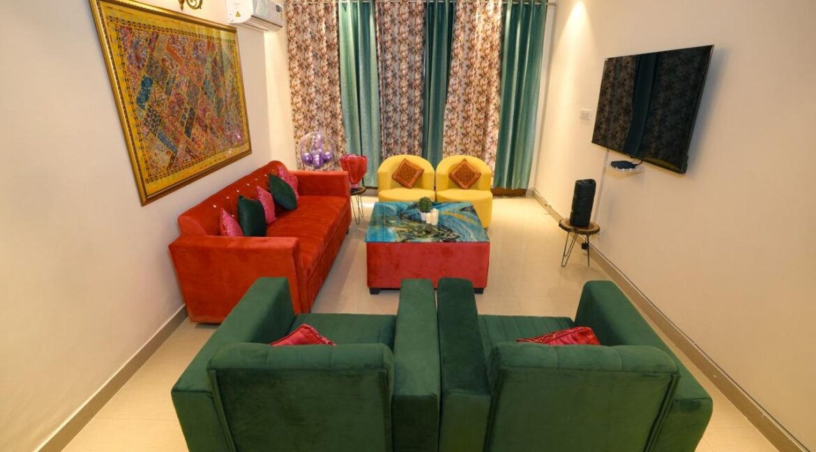 FOR SALE – Furnished 5 STAR RATED AIR BNB Penthouse on Main Ambala Highway, opposite Metro Mall, Zirakpur WITH INCOME 1.5-2LACS PER MONTH