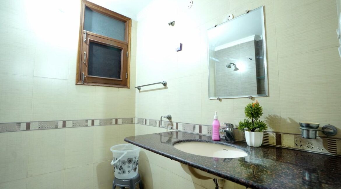 FOR SALE – Furnished 5 STAR RATED AIR BNB Penthouse on Main Ambala Highway, opposite Metro Mall, Zirakpur WITH INCOME 1.5-2LACS PER MONTH