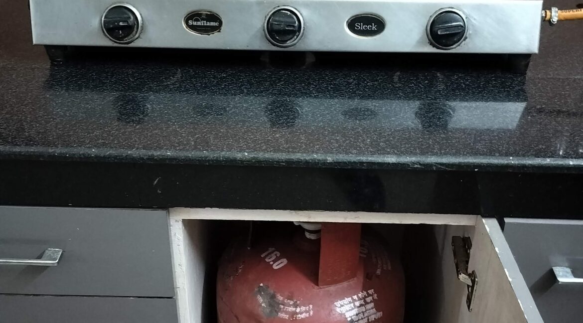 2BHK Fully Furnished, Savitry Apartment, VIP Road Zirakpur