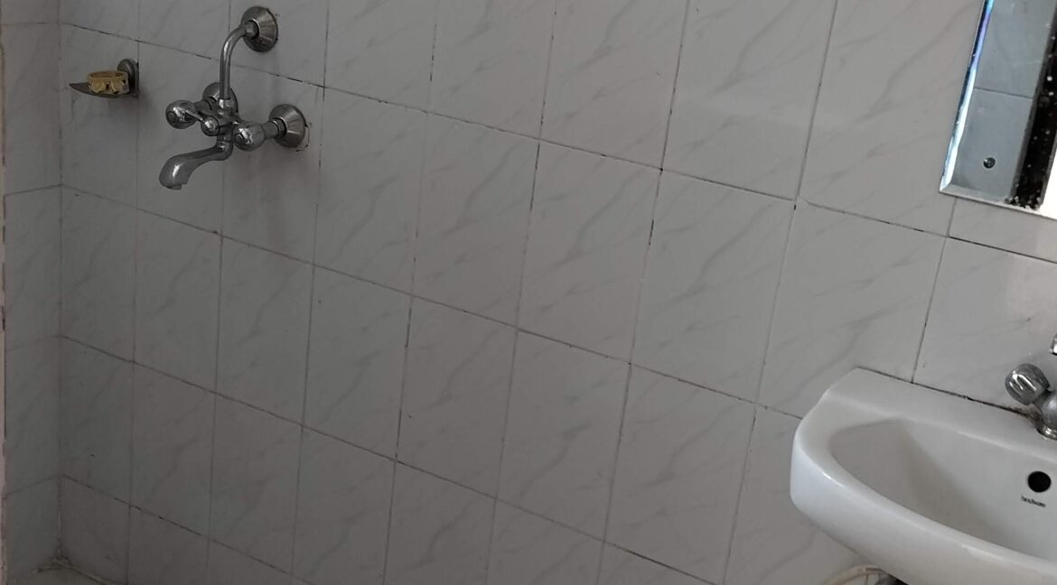 2BHK Flat in Rail Vihar with complete wooden work