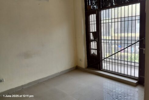 2BHK Flat in Rail Vihar with complete wooden work
