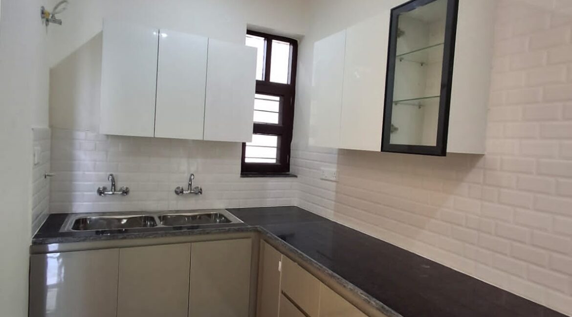 3BHK READY TO MOVE Flat