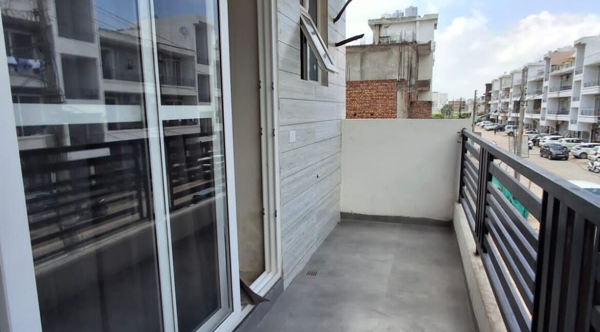 3BHK READY TO MOVE Flat