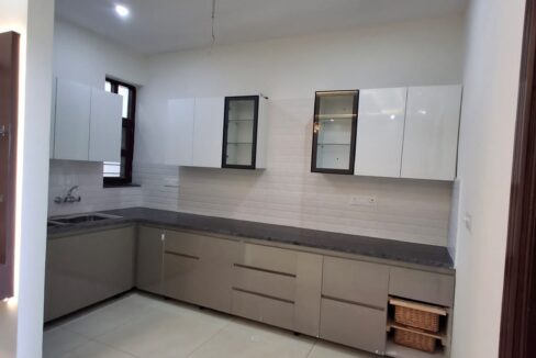 3BHK READY TO MOVE Flat