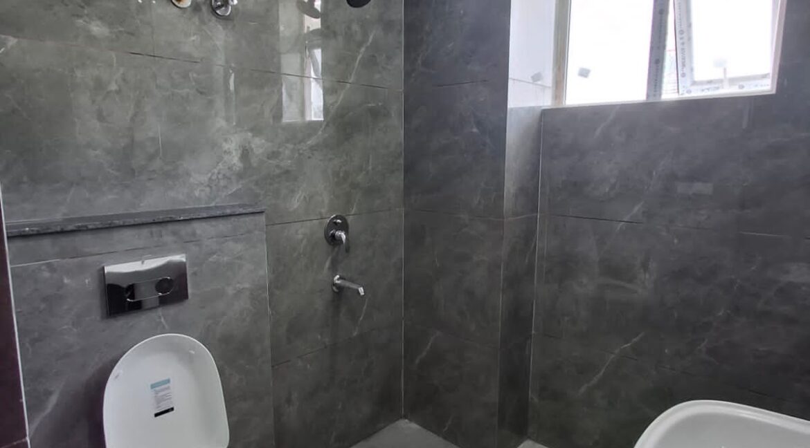 3BHK READY TO MOVE Flat