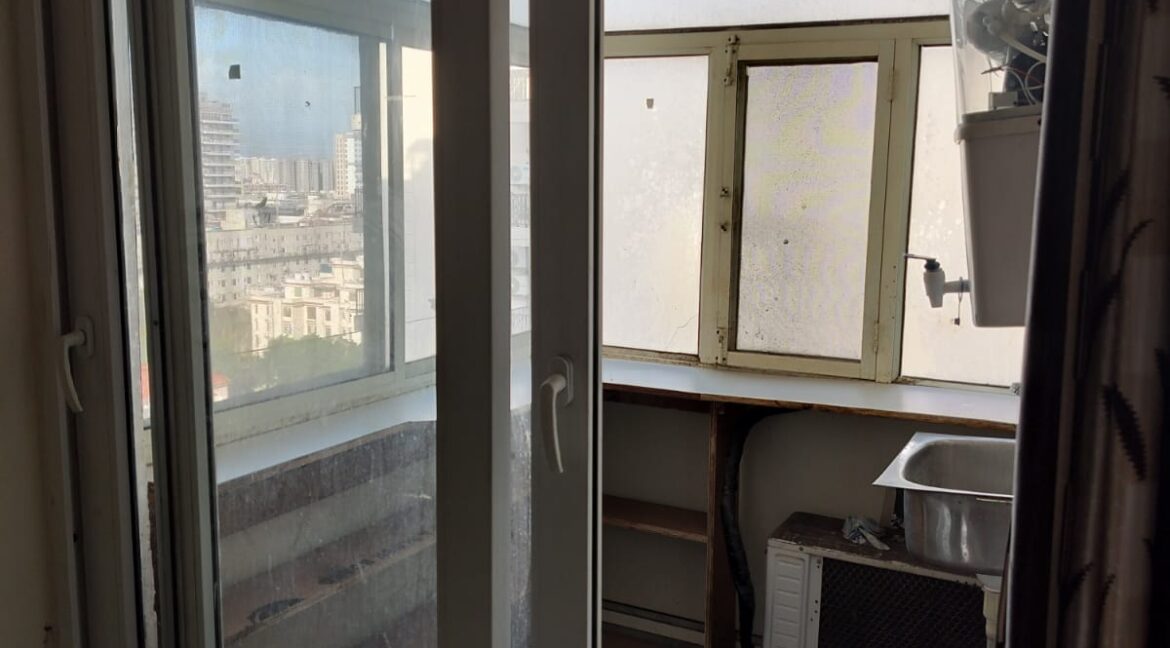 Fully Furnished Side Room with Kitchen Provision. In Mona Greens VIP Road