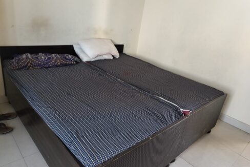 Fully Furnished Side Room with Kitchen Provision. In Mona Greens VIP Road