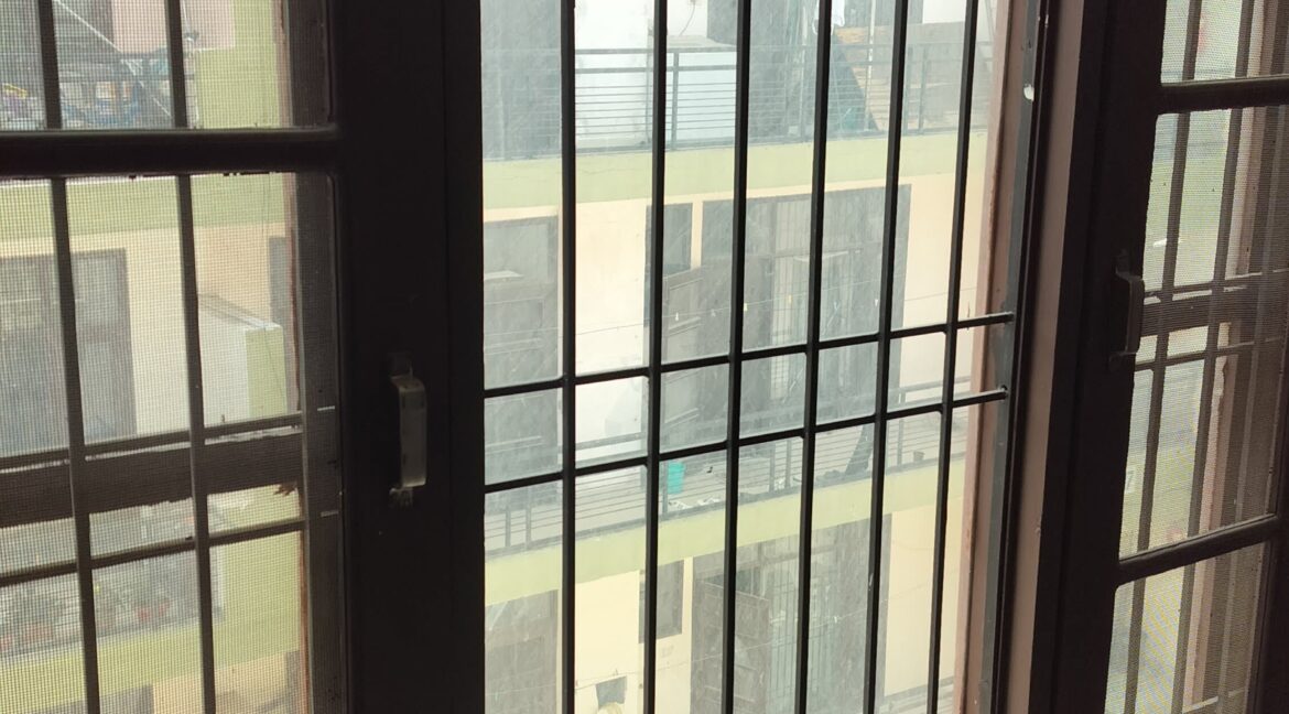 2BHK Flat in Rail Vihar with complete wooden work