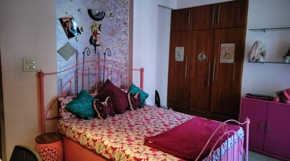 Renovated 3BHK, Alpine Residency AVAILABLE FOR SALE IN ZIRAKPUR