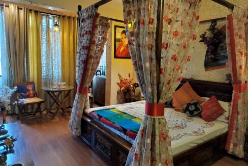 Renovated 3BHK, Alpine Residency AVAILABLE FOR SALE IN ZIRAKPUR
