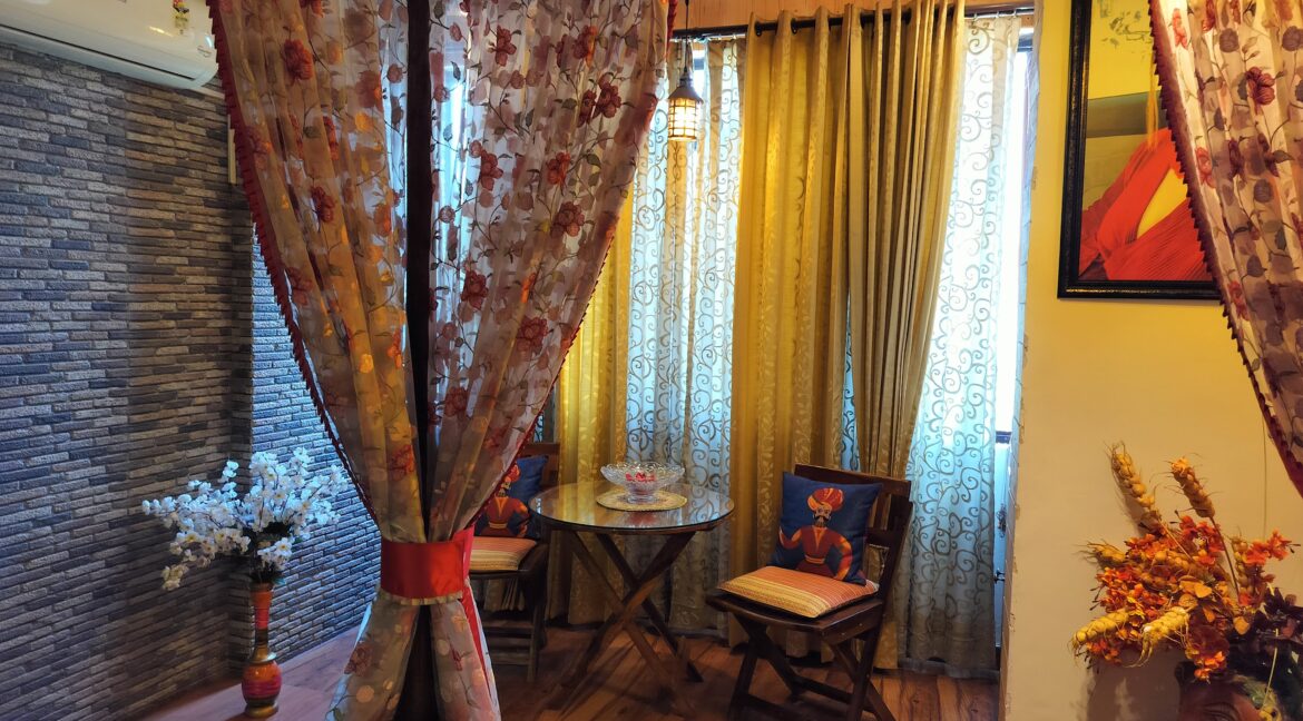 Renovated 3BHK, Alpine Residency AVAILABLE FOR SALE IN ZIRAKPUR