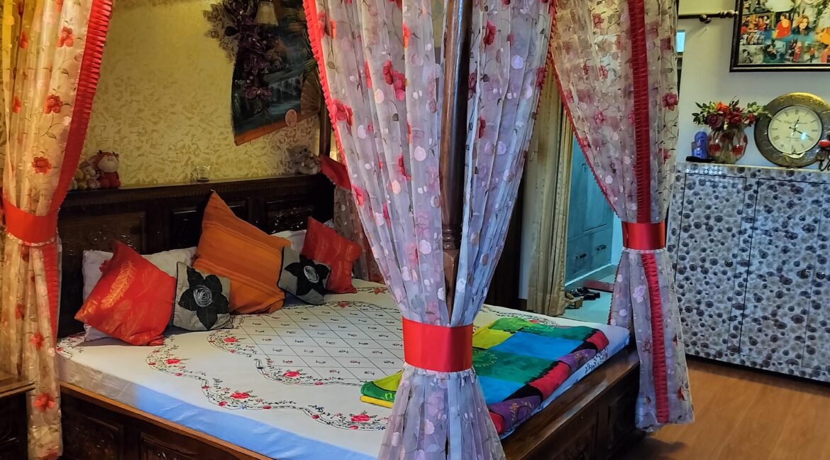 Renovated 3BHK, Alpine Residency AVAILABLE FOR SALE IN ZIRAKPUR